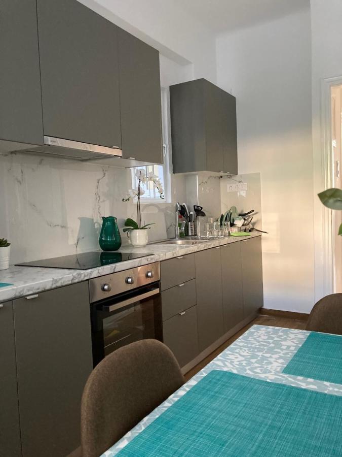 Great Apartment With Terrace In Central Atina Dış mekan fotoğraf